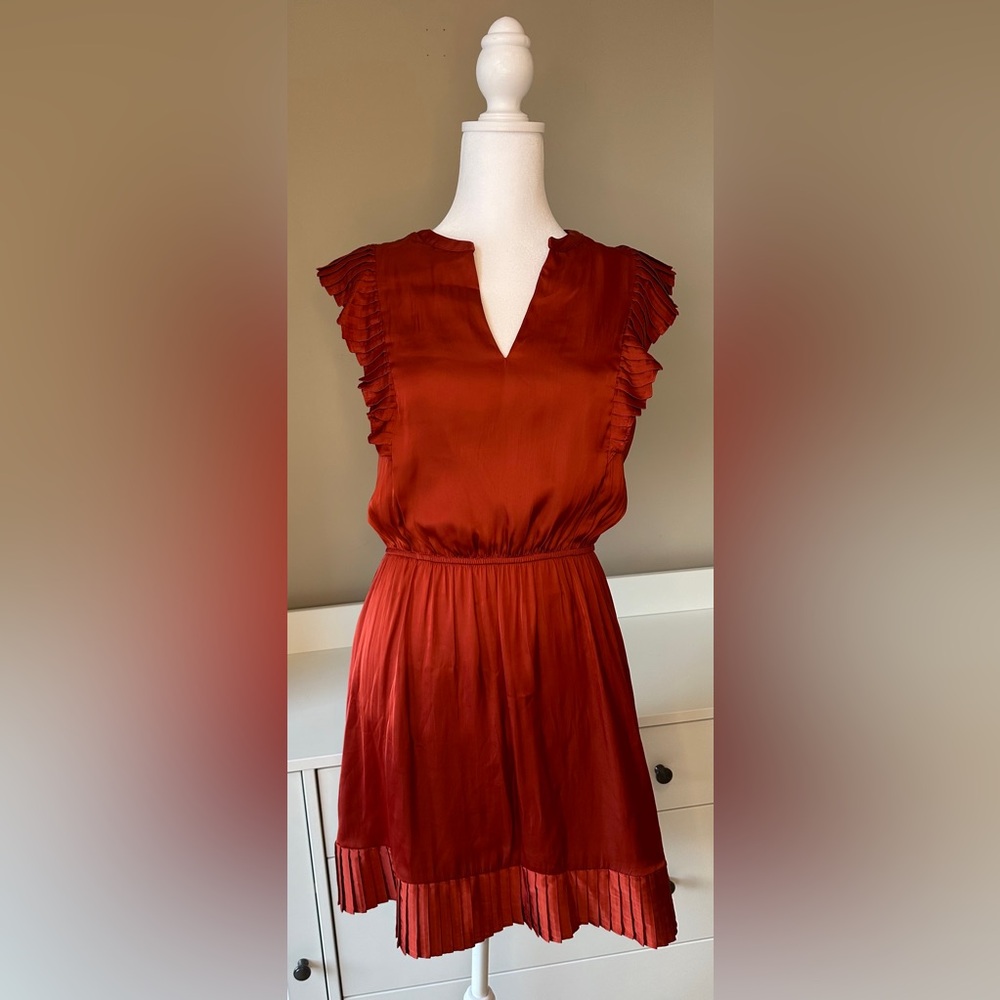 Steve Madden Verona Pleated Cap Sleeve Minidress